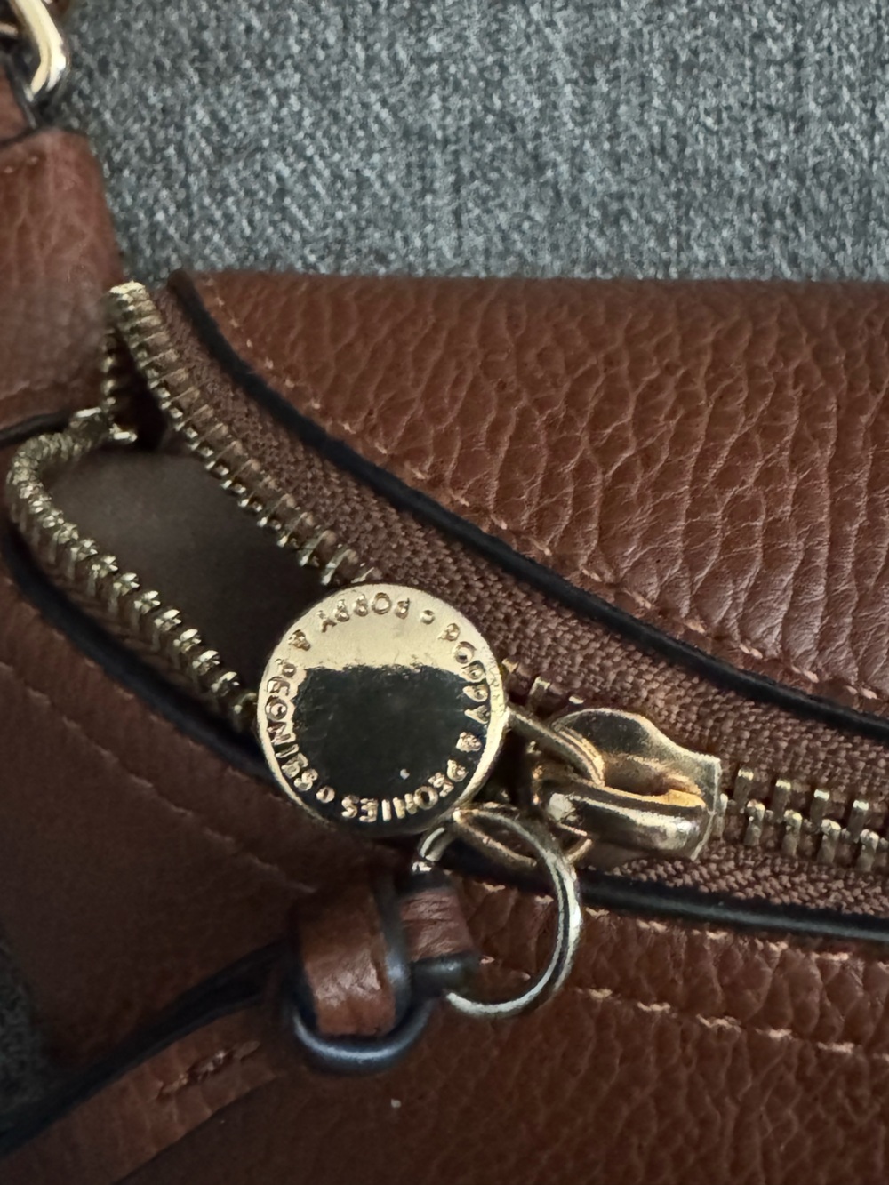 Poppy & Peonies Sidekick chestnut Brown Pebbled Leather Crossbody Bag - Picture 7 of 15